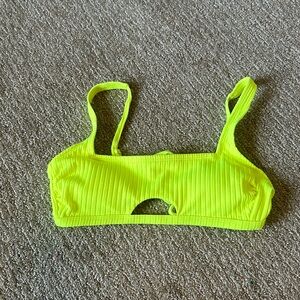 NWOT. Xhilaration Neon ribbed key hole bikini top